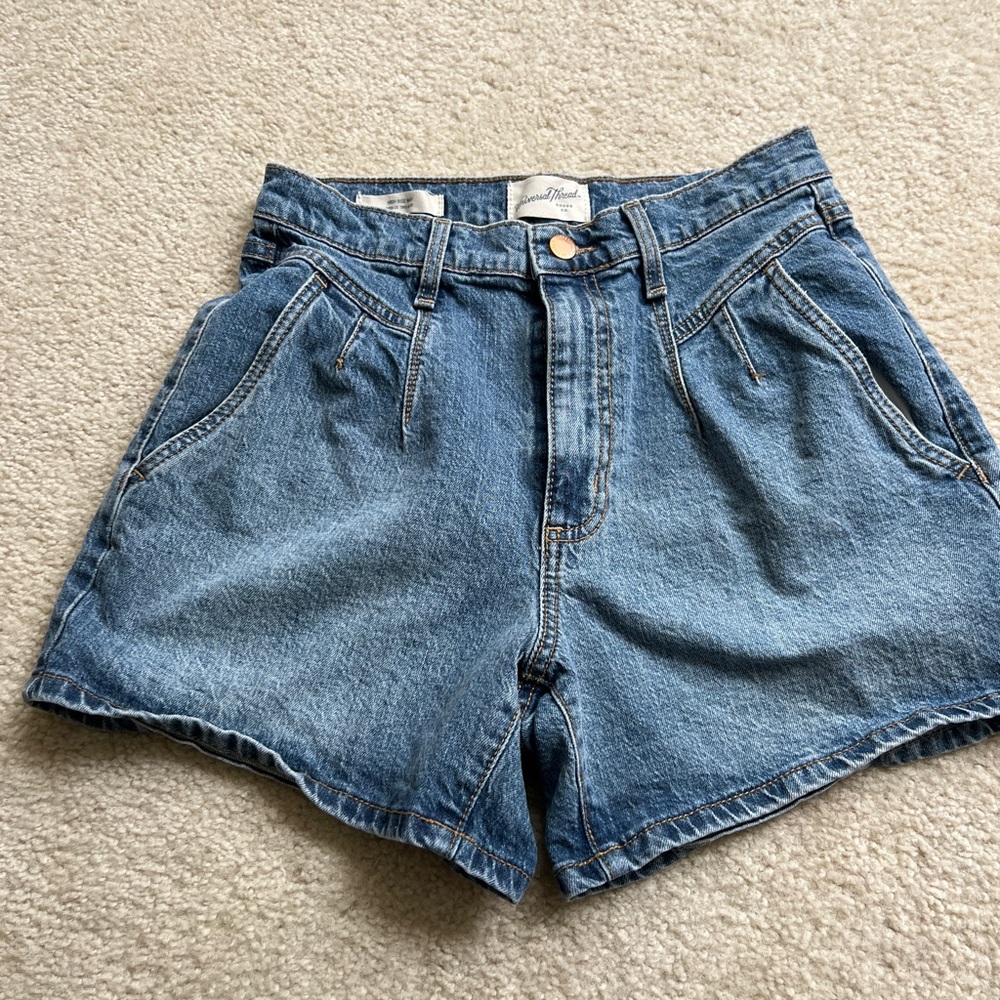 Universal Thread high rise midi shorts